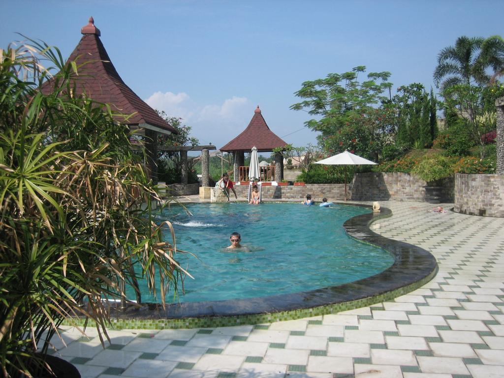 Green Wattana Hotel Sentul Bogor Dış mekan fotoğraf