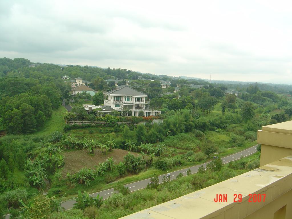 Green Wattana Hotel Sentul Bogor Dış mekan fotoğraf