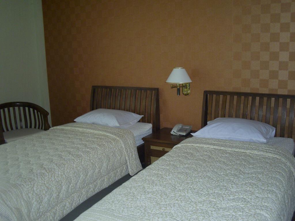 Green Wattana Hotel Sentul Bogor Dış mekan fotoğraf